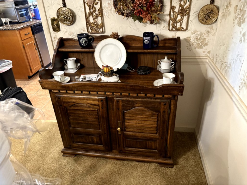 Wooden Sideboard with Hutch
