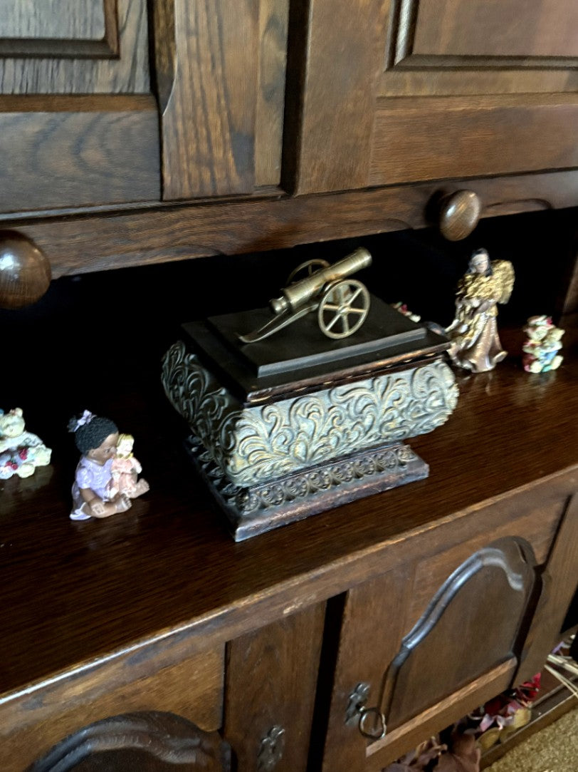Decorative Cannon Box