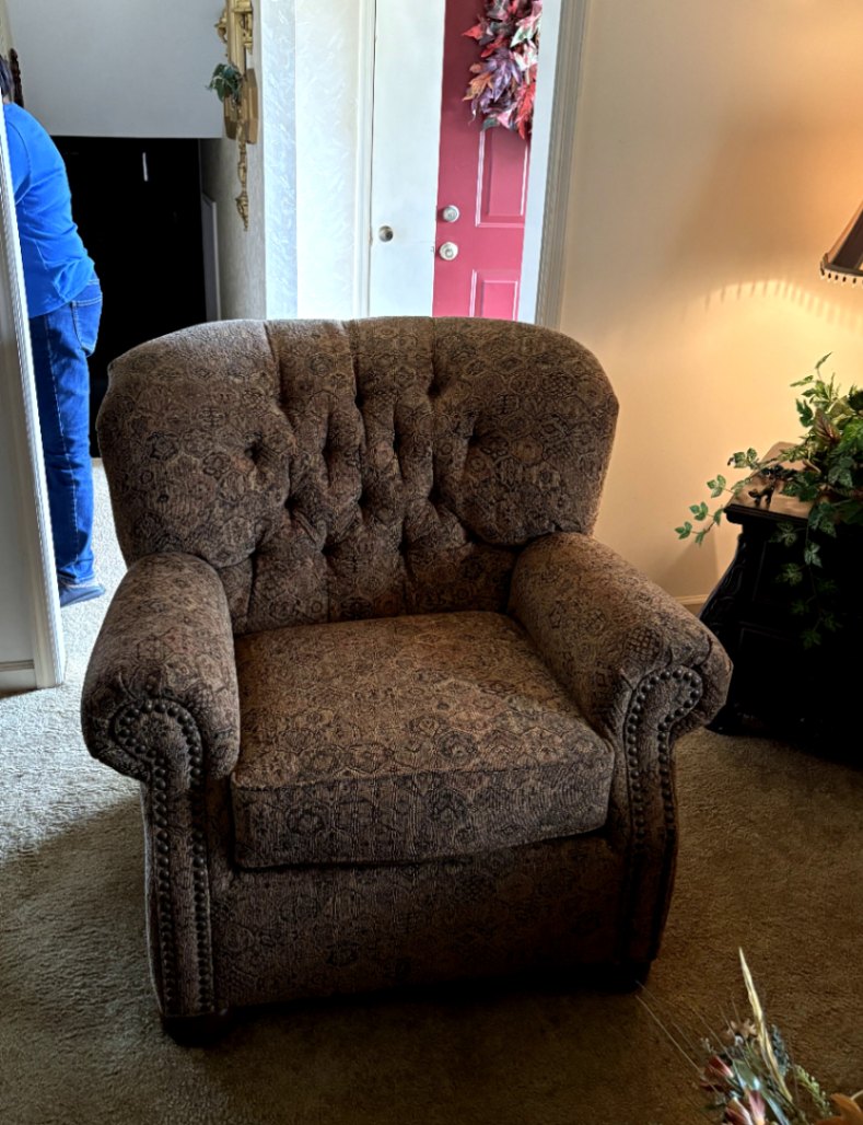 Tufted Armchair