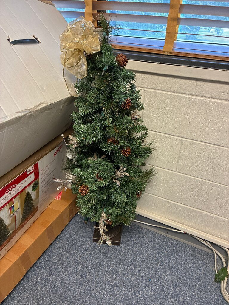 Artificial Christmas Tree with Bow and Pine Cones