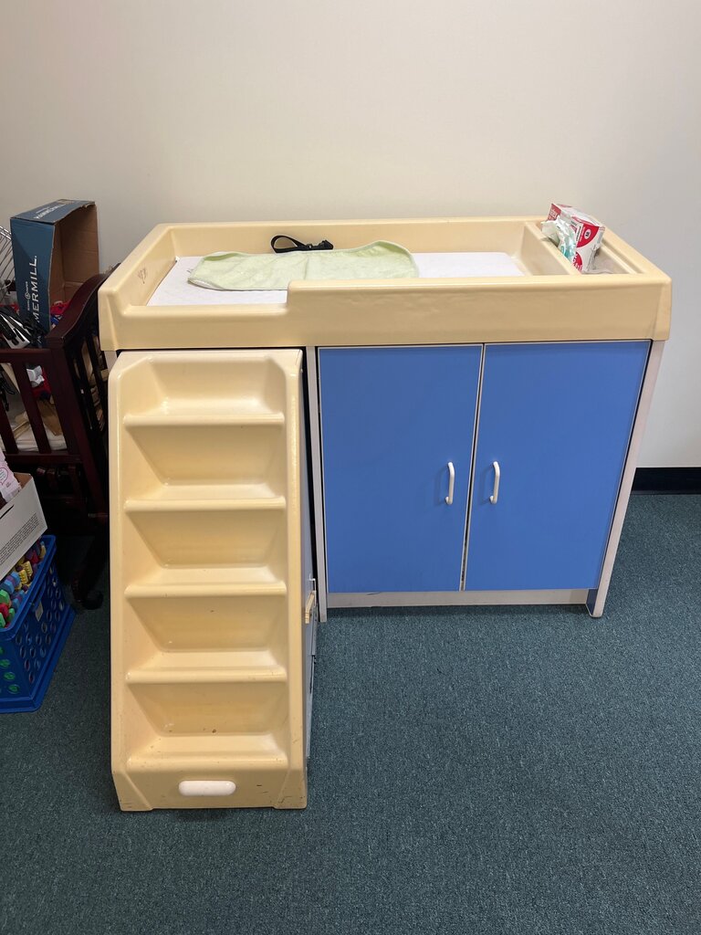 Changing Table with Steps