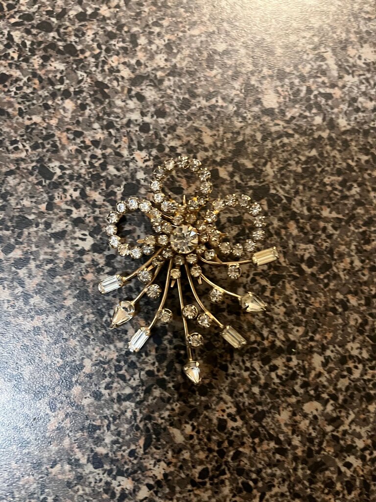 Vintage Rhinestone Brooch