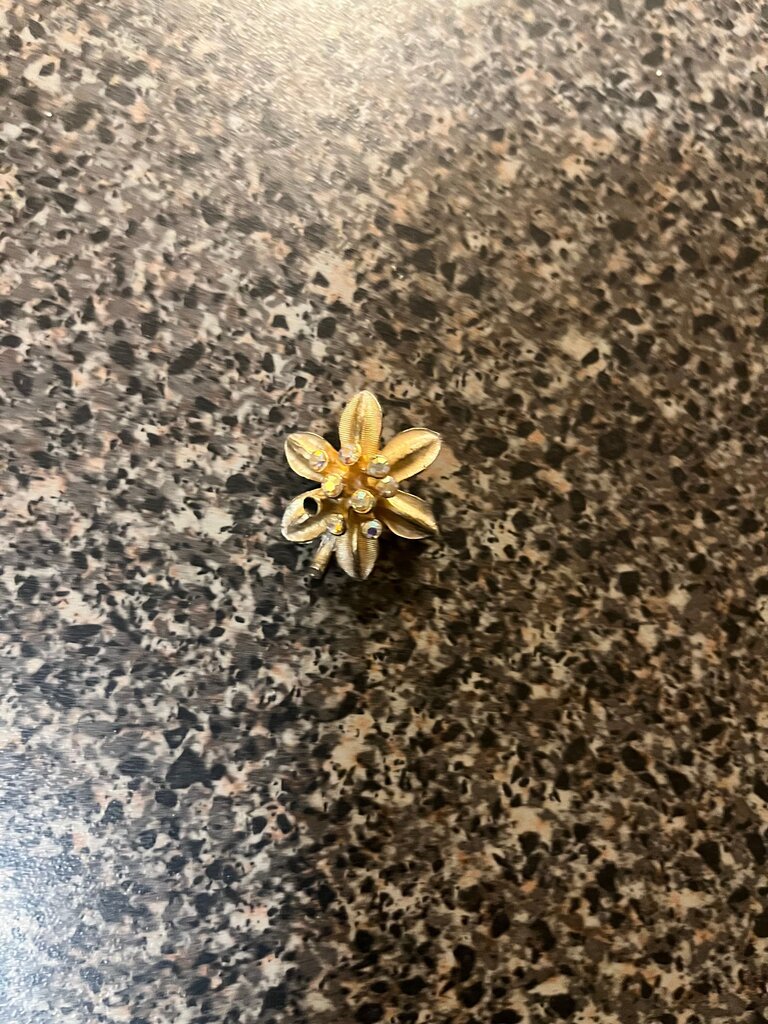 Vintage Floral Brooch