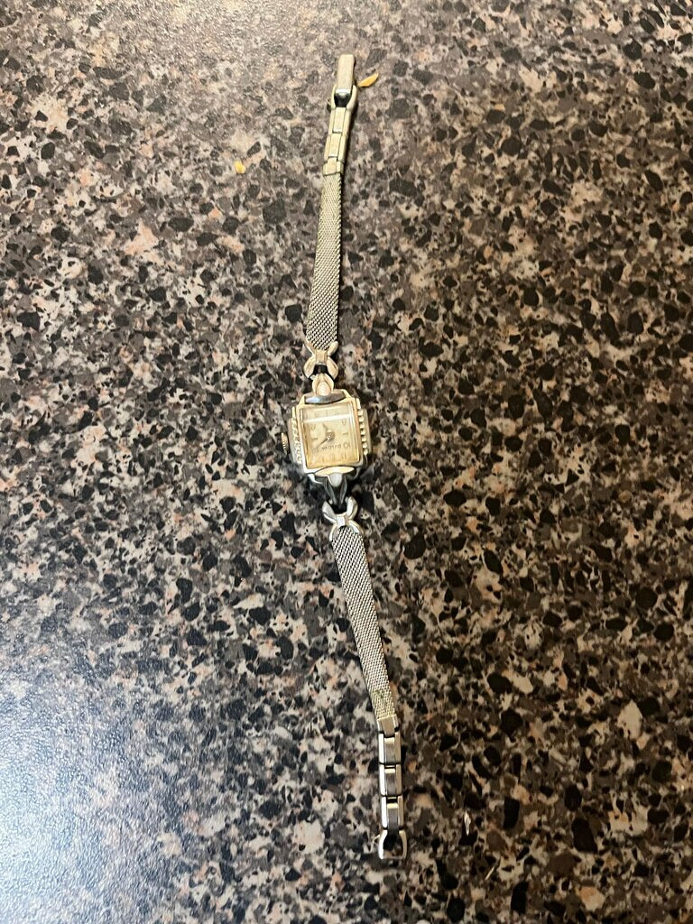 Vintage Women’s Silver Tone Watch