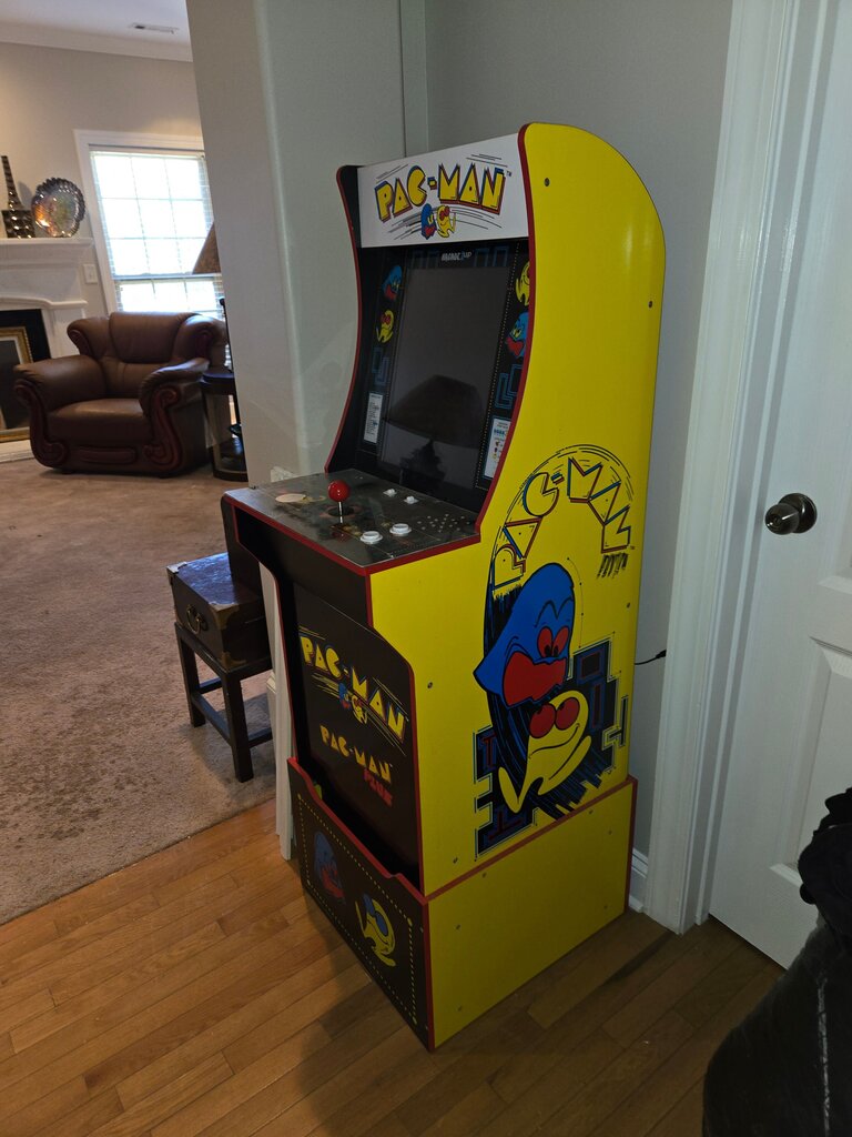 Pac-Man Arcade Machine