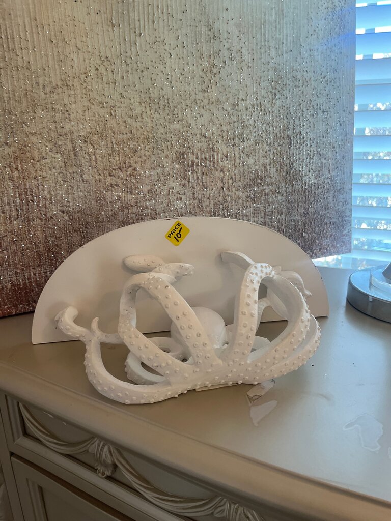 White Octopus Crown Decor