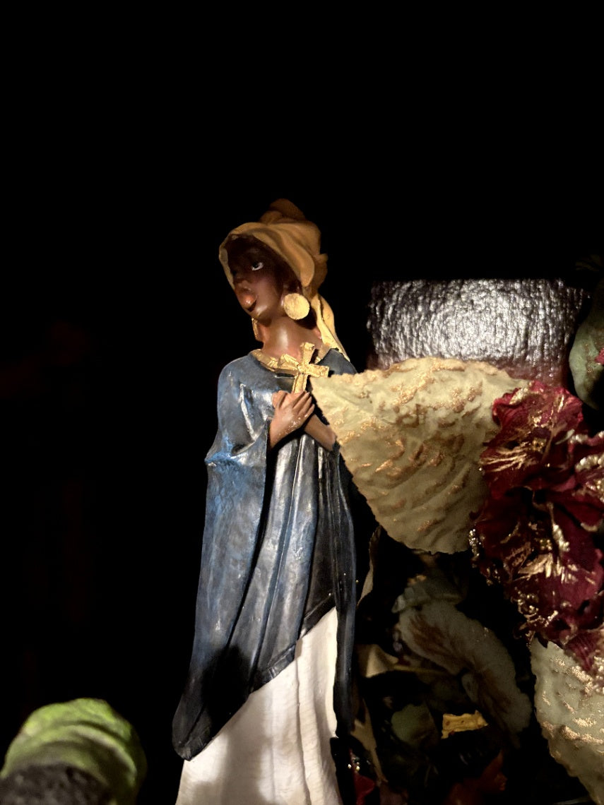 Decorative Figurine of a Woman
