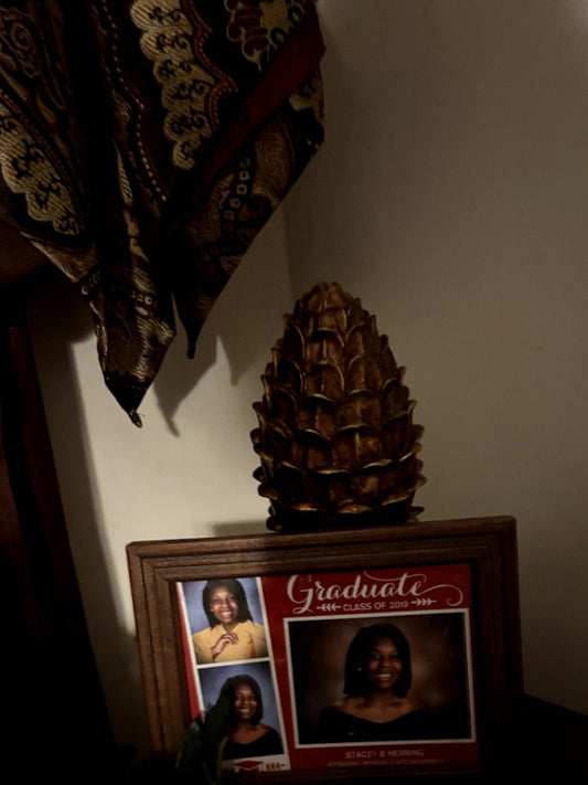 Graduation Photo Frame with Pinecone Decoration