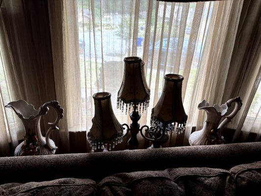 Vintage Table Lamps with Decorative Vases