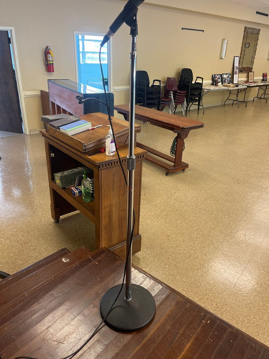 Adjustable Microphone Stand