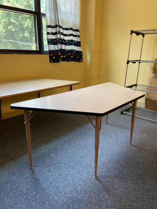 Foldable Classroom Table