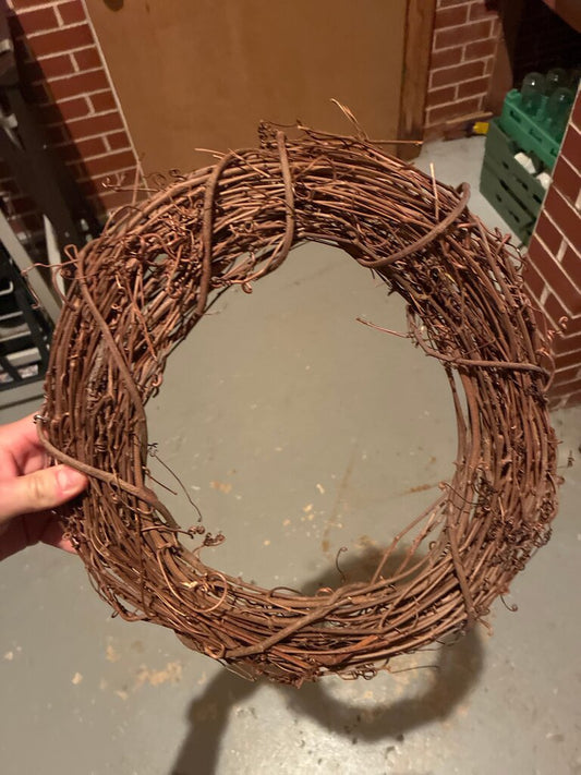 Natural Grapevine Wreath