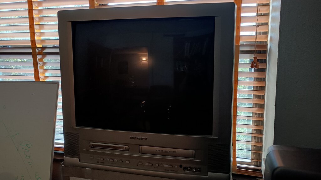 Magnavox 27-Inch CRT TV with VCR