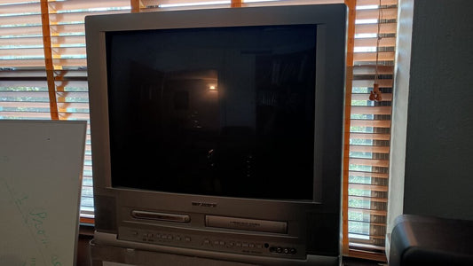 Magnavox 27-Inch CRT TV with VCR
