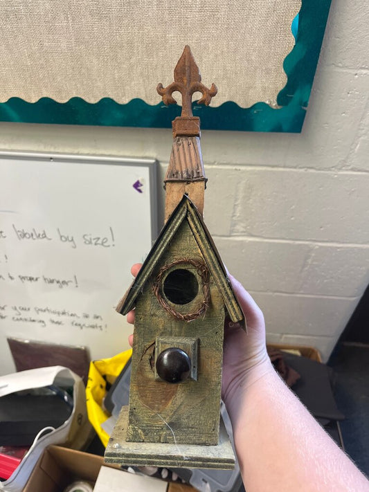 Rustic Birdhouse with Fleur-de-lis Topper