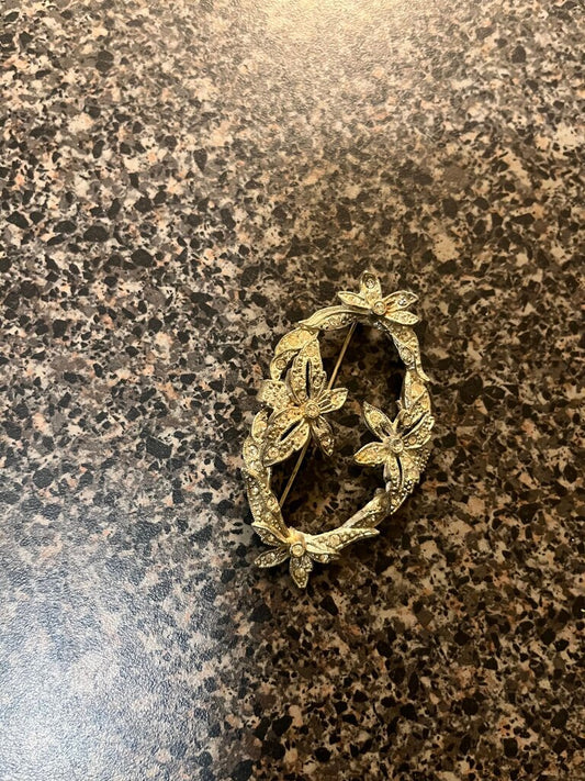 Vintage Floral Brooch