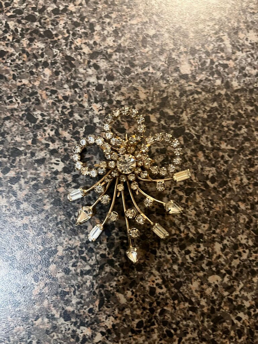 Vintage Sparkling Rhinestone Brooch