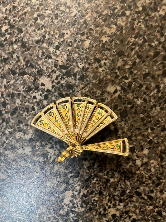 Vintage Decorative Gold and Green Fan Brooch