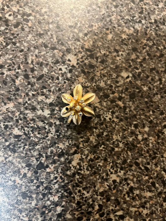 Vintage Floral Brooch