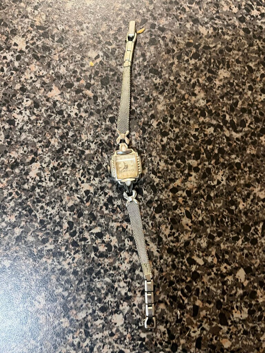 Vintage Women’s Silver Tone Watch