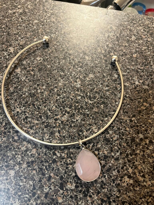 Rose Quartz Pendant Choker Necklace