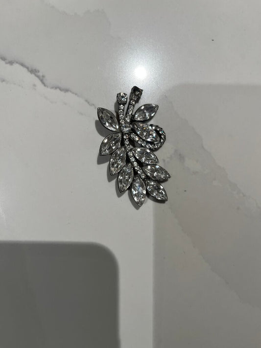Elegant Vintage Crystal Leaf Brooch
