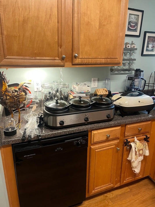 Electric Slow Cooker with Multiple Pots
