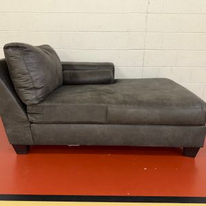 Ashley Furniture Amuleto 2-Piece Sectional with Chaise