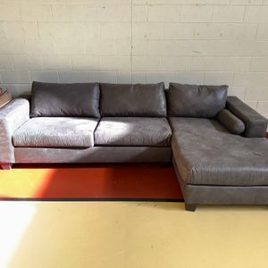 Modern Sectional Sofa in Faux Leather